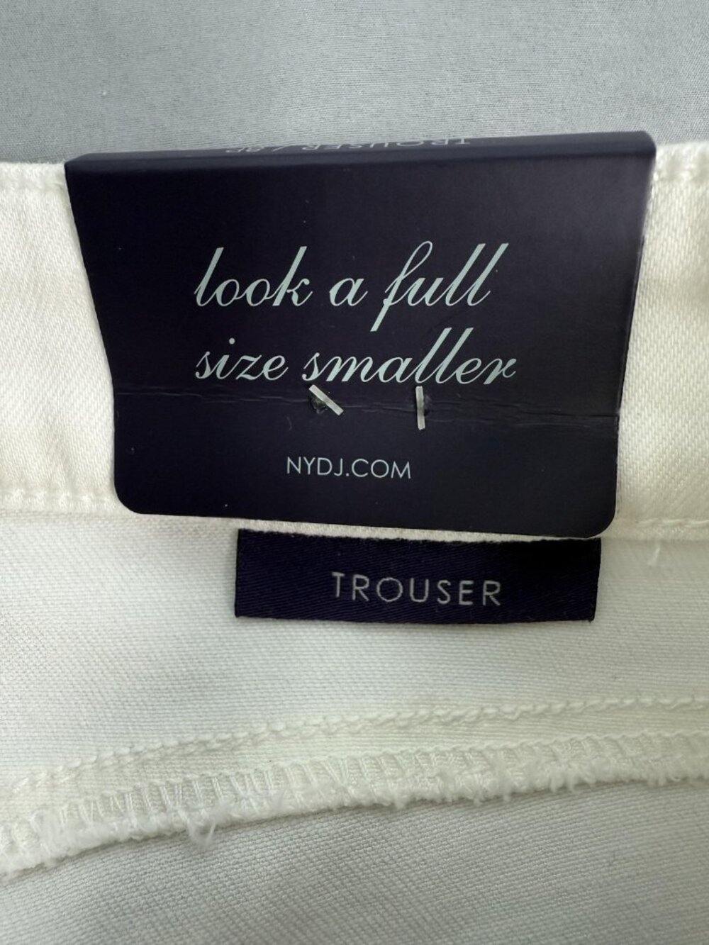 NYDJ The Trouser Pants Womens 8P Optic White Wide Leg Petite Minimalist Chic NWT - Picture 8 of 13